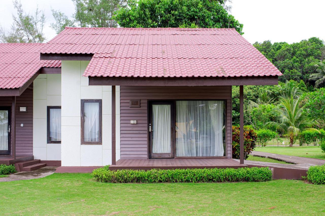 Mayang Sari Beach Resort Lagoi Exterior photo