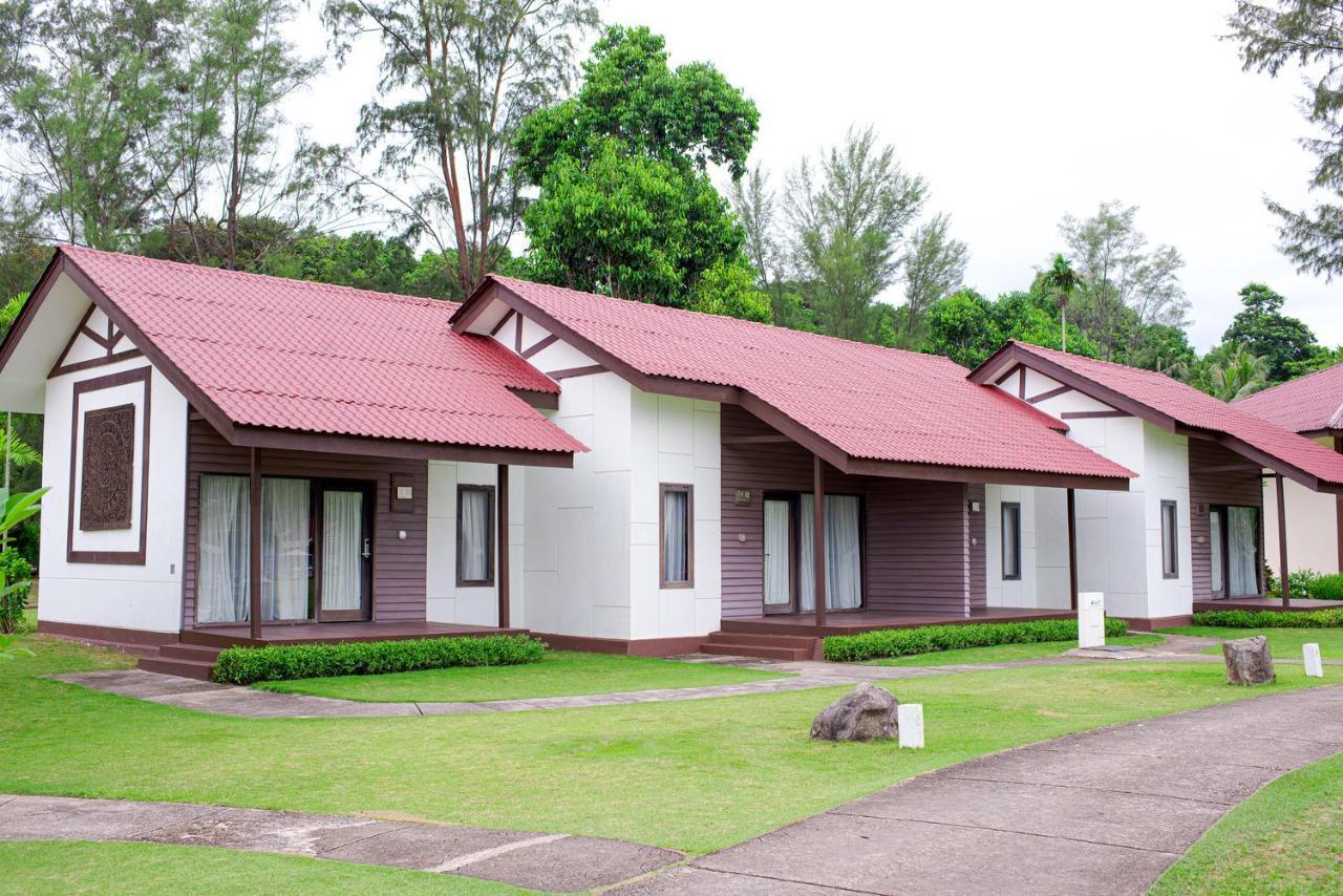 Mayang Sari Beach Resort Lagoi Exterior photo